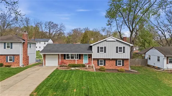 9404 Knox Drive, Overland Park, KS 66212