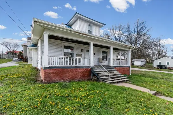 111 N Virginia Street, Carrollton, MO 64633