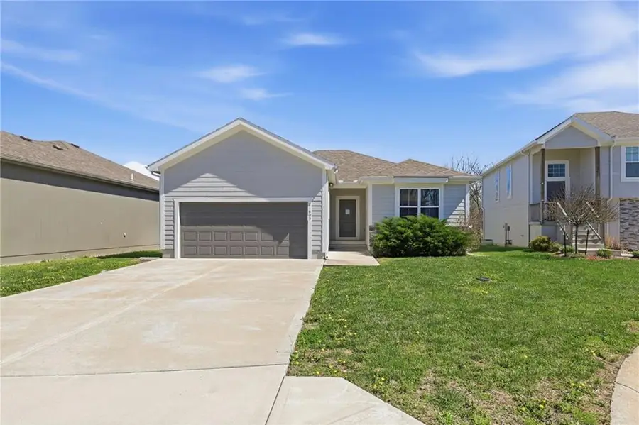 21805 Southcreek Road, Peculiar, MO 64078 - #2