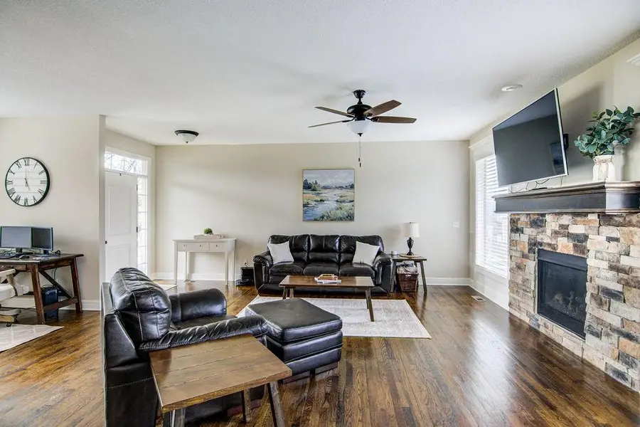 8012 Apache Road, Lenexa, KS 66227 - #3