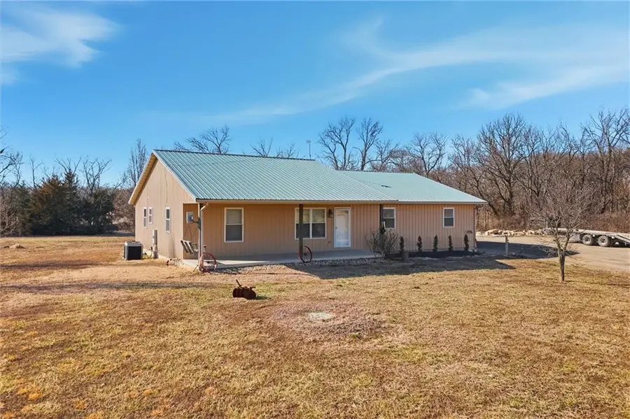 2274 Iowa Road, Ottawa, KS 66067 - #3