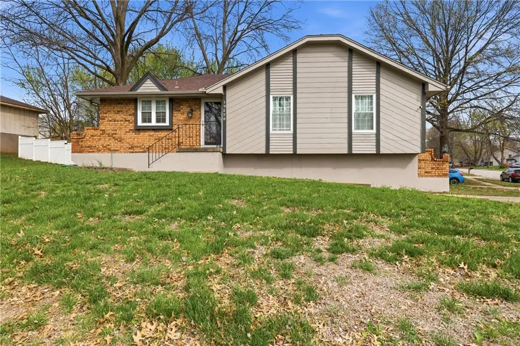 19220 E 14th Street, Independence, MO 64056 - #1