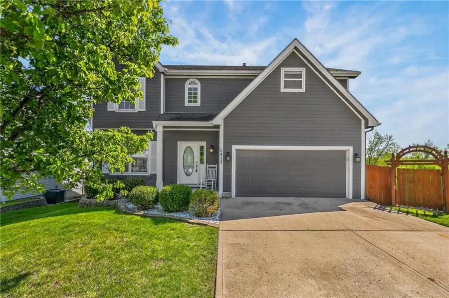 817 Homestead Street, Leavenworth, KS 66048 - #2