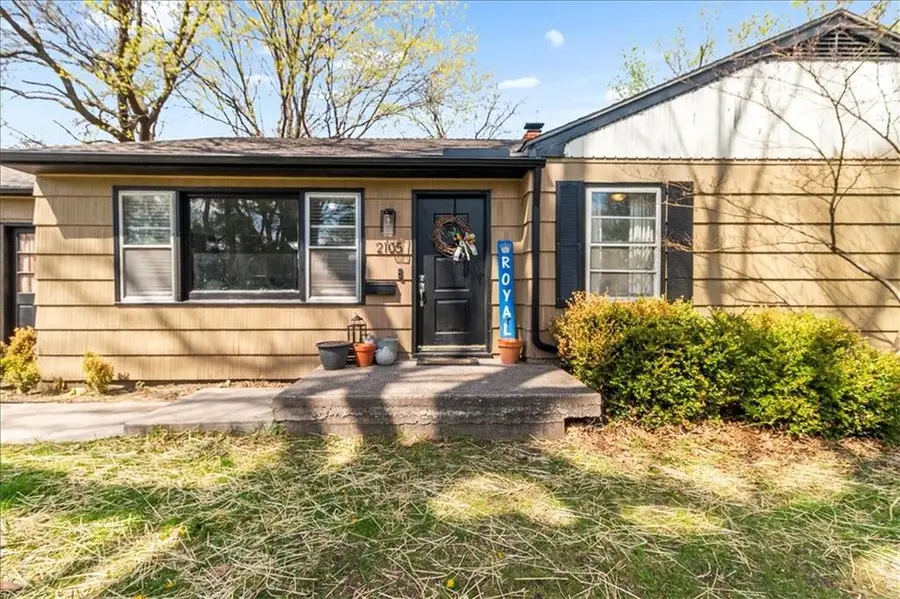 2105 SW Walnut Street, Blue Springs, MO 64015 - #3