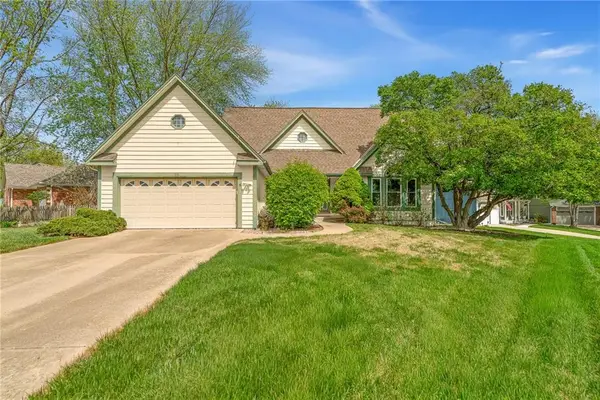 316 N Pinon Street, Olathe, KS 66061