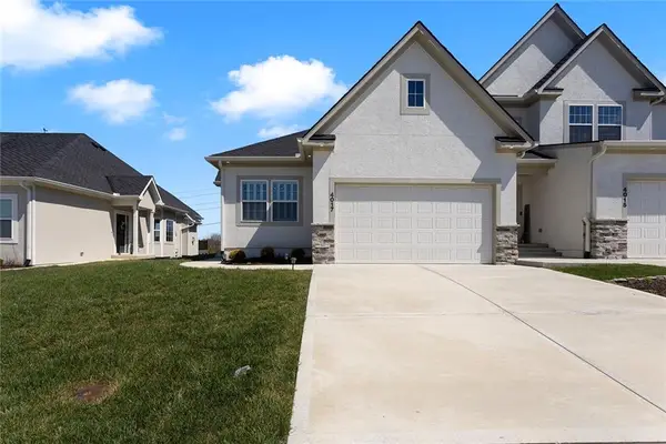 4017 NE Sagamore Drive, Lee's Summit, MO 64064