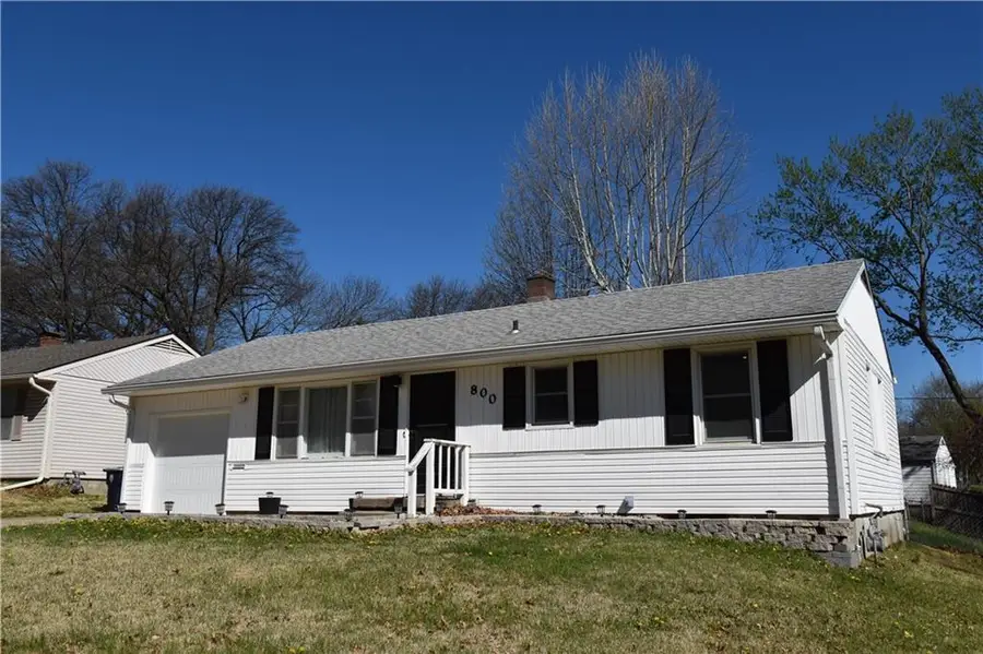 800 W 89th Terrace, Kansas City, MO 64114 - #2