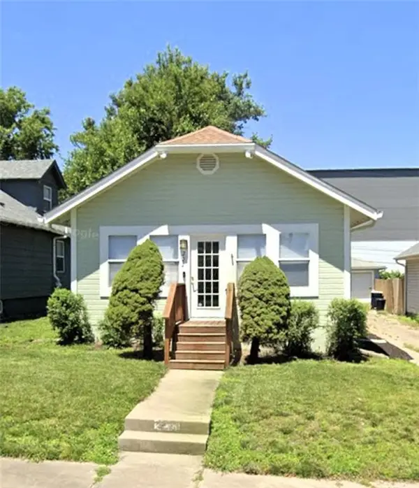 222 W 73rd Terrace, Kansas City, MO 64114