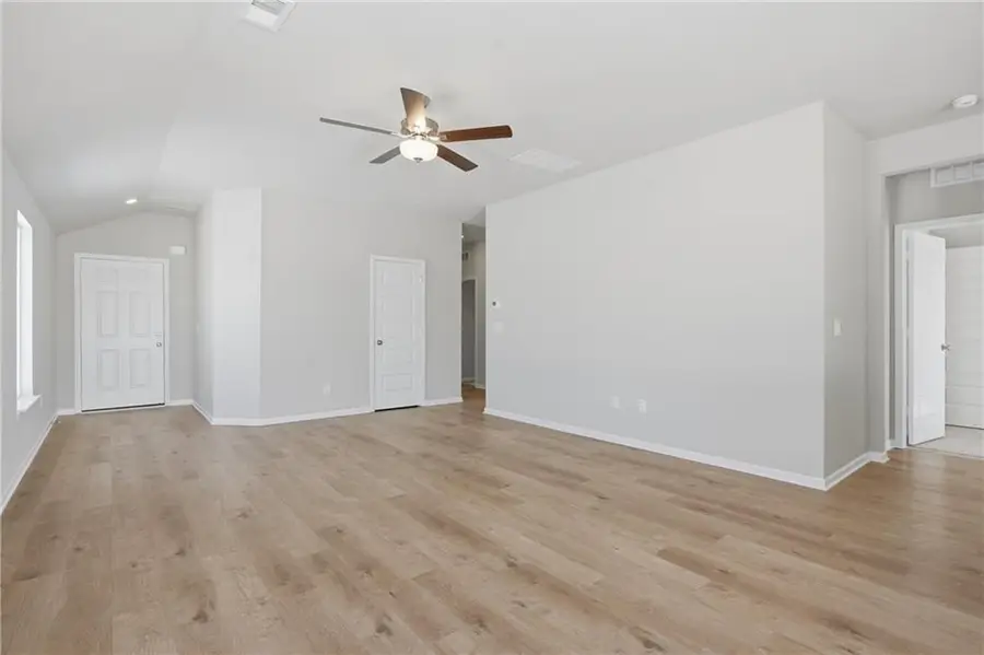 19435 Lincoln Street, Spring Hill, KS 66083 - #2