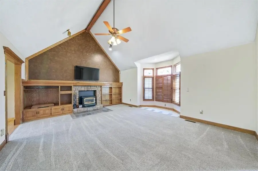 15410 Robinson Street, Overland Park, KS 66223 - #3