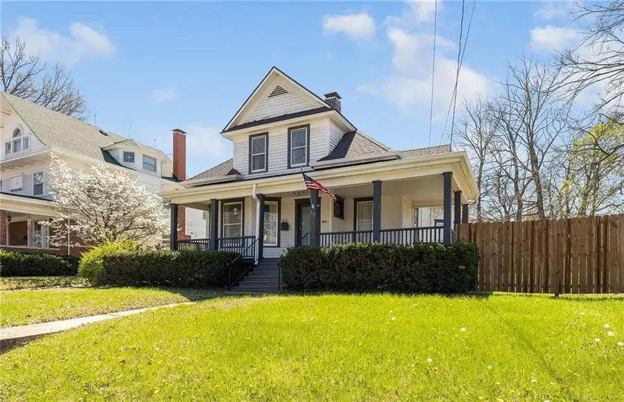 312 E Gay Street, Warrensburg, MO 64093 - #3