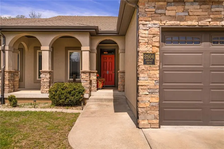 2504 NW Ashurst Drive, Lees Summit, MO 64081 - #2
