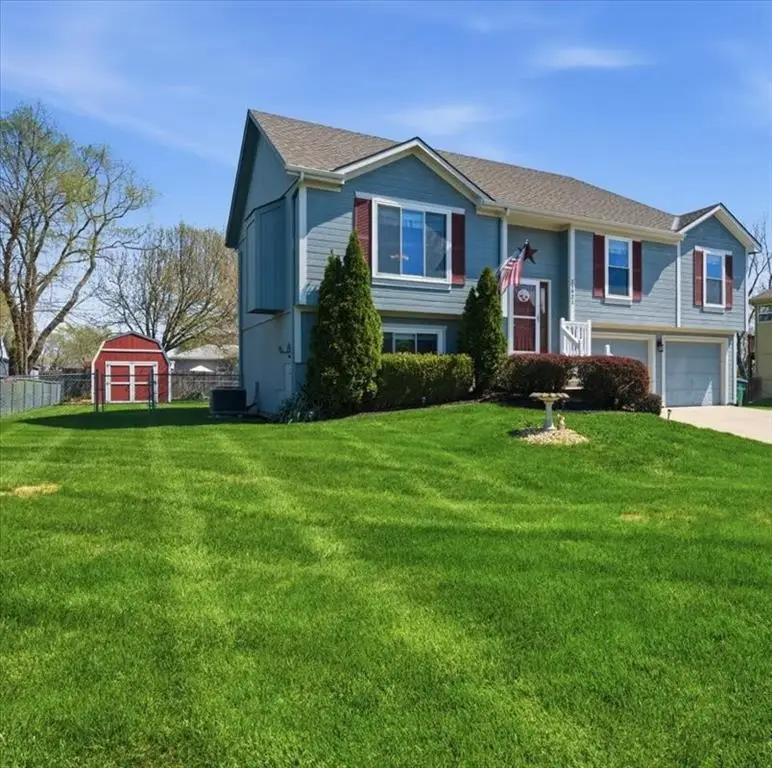 21921 Gracie Drive, Peculiar, MO 64078 - #2