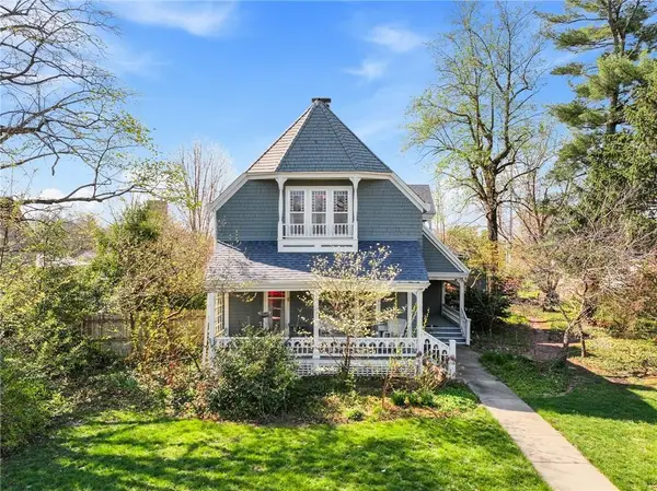 222 W Gay Street, Warrensburg, MO 64093