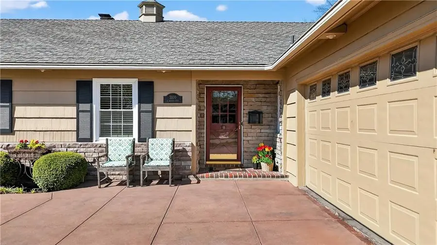 3100 W 71st Street, Prairie Village, KS 66208 - #3