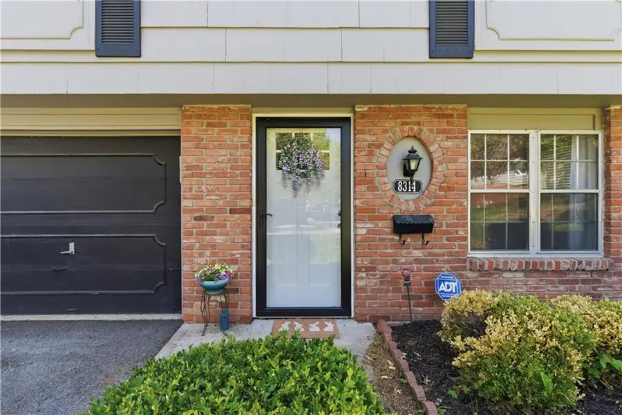 8314 Mackey Street, Overland Park, KS 66212 - #3
