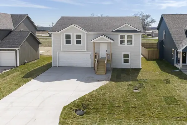 905 2nd Street, Perry, KS 66073