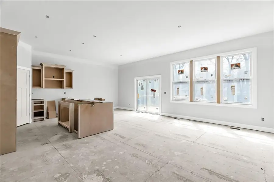 4 Highland Circle, Smithville, MO 64089 - #3