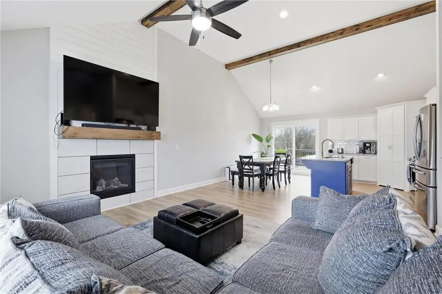 20705 Copper Creek Drive, Peculiar, MO 64078 - #2