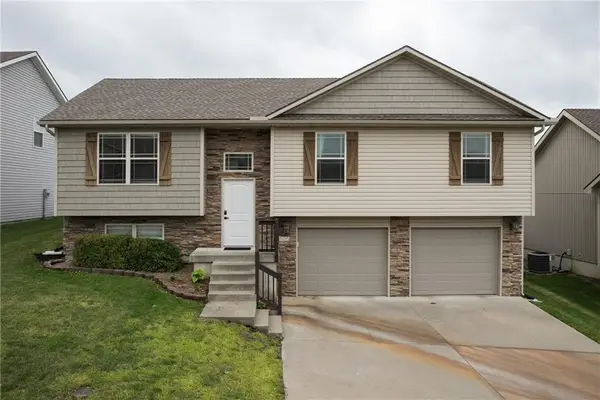 105 Division Street, Knob Noster, MO 65336