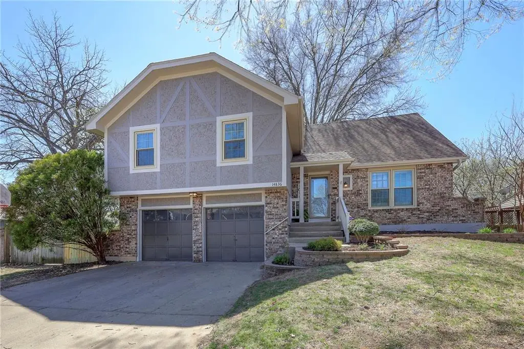 14836 S Homestead Drive, Olathe, KS 66062 - #1