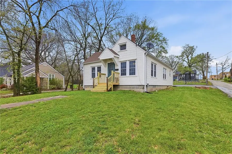 600 W Mechanic N/a, Harrisonville, MO 64701 - #3