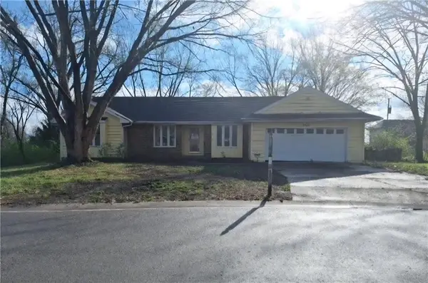 3820 SW Gamwell Road, Topeka, KS 66610