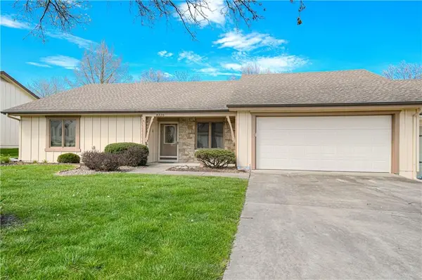 8220 E 190th Street, Belton, MO 64012