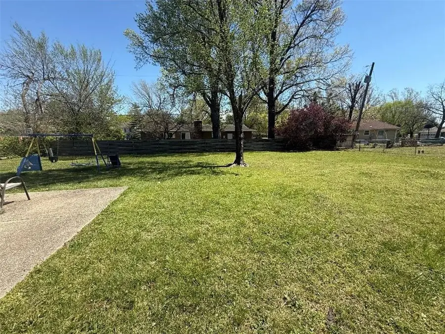 1405 S Rouse Street, Pittsburg, KS 66762 - #2
