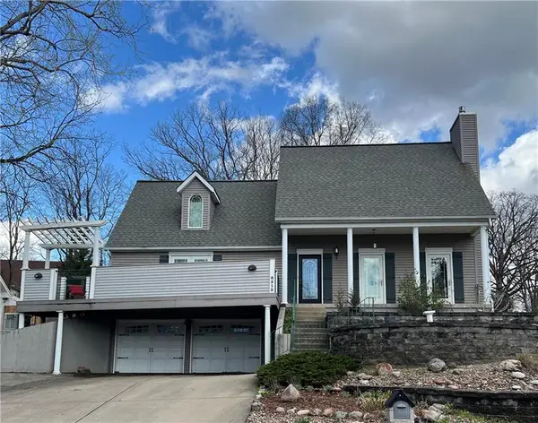 8512 NW 62nd Street, Parkville, MO 64152