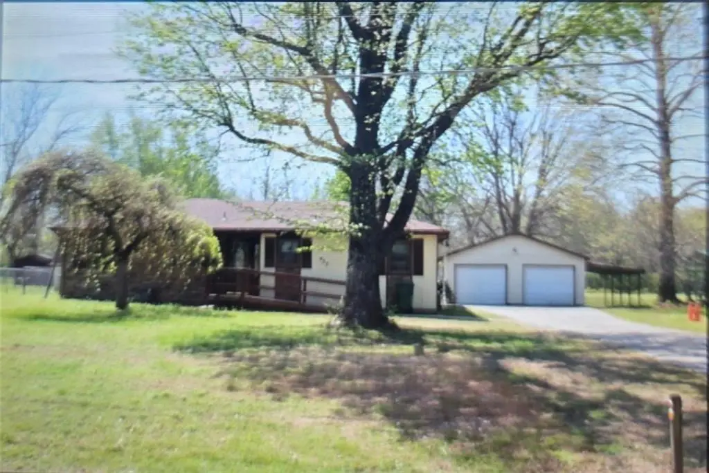 457 E 520th Avenue, Pittsburg, KS 66762 - #1