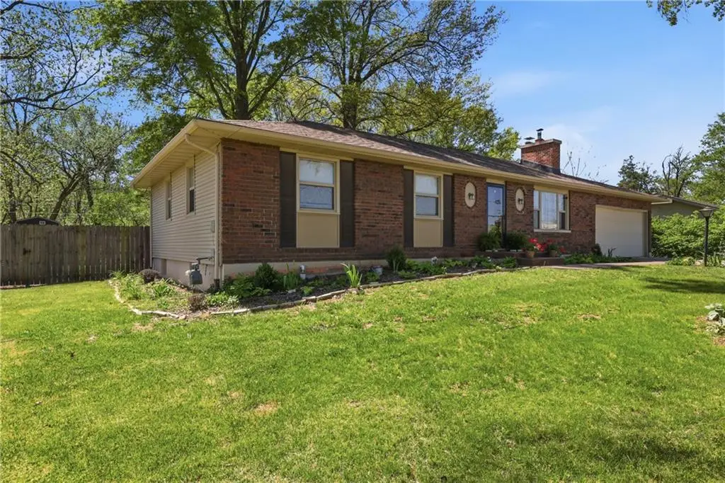 18301 E Truman Road, Independence, MO 64056 - #1
