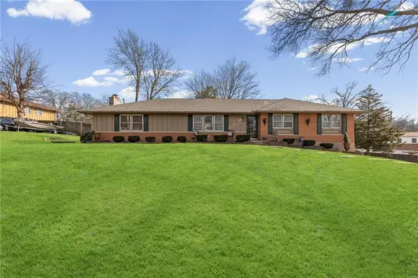 8713 Waverly Avenue, Kansas City, KS 66109