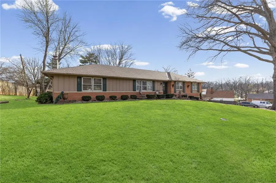 8713 Waverly Avenue, Kansas City, KS 66109 - #3