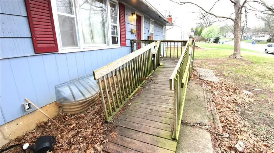 6809 W 72 Terrace, Overland Park, KS 66204 - #2