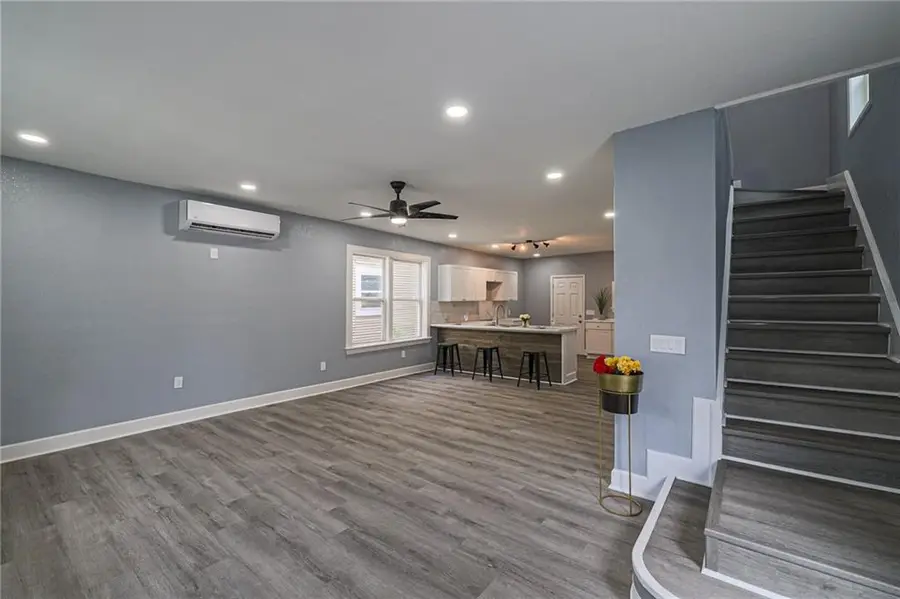 2517 Montgall Avenue, Kansas City, MO 64127 - #3