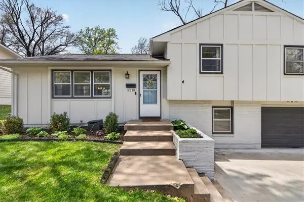 5318 Goodman Lane, Mission, KS 66202