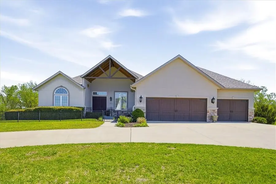 12075 Arbor View Lane, Olathe, KS 66061 - #2