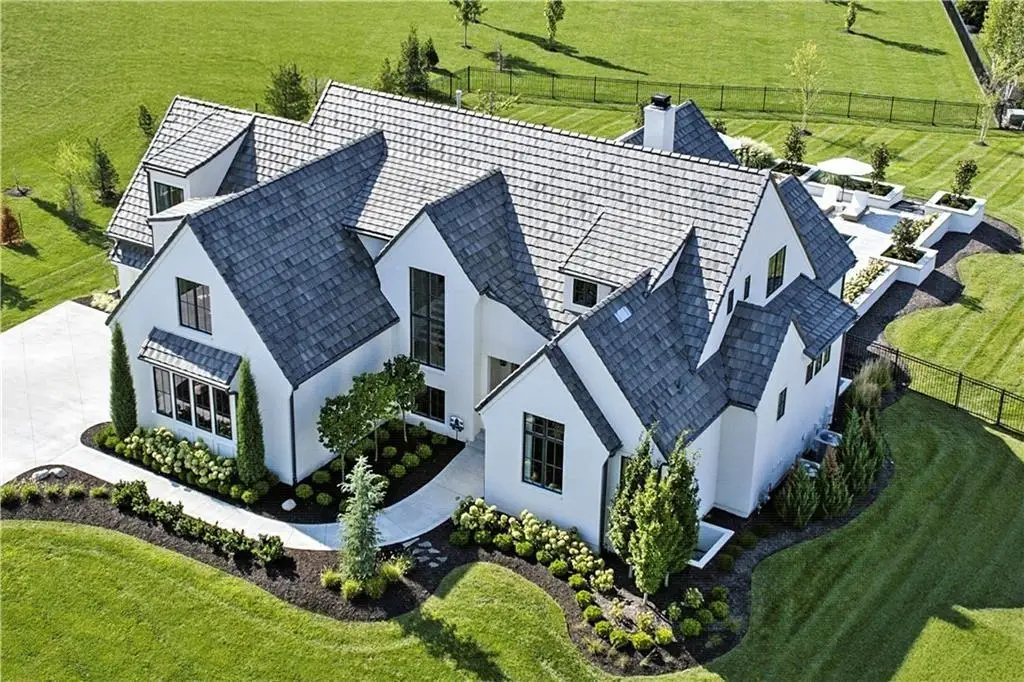 11316 W 170th Terrace, Overland Park, KS 66221 - #1