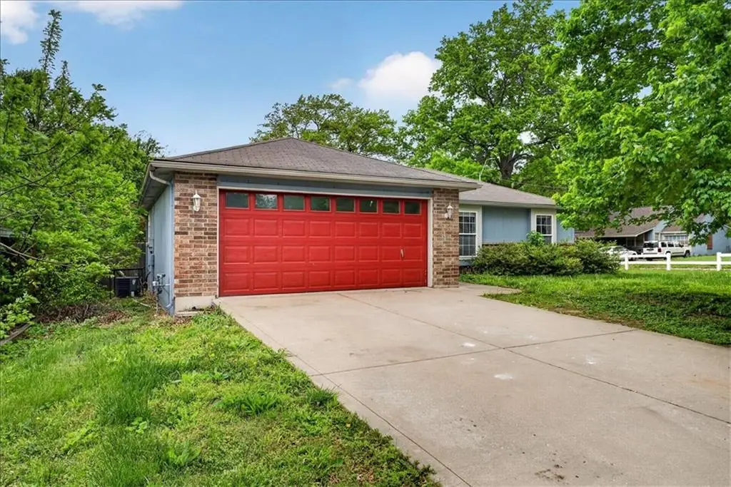 2800 S Fuller Avenue, Independence, MO 64052 - #1