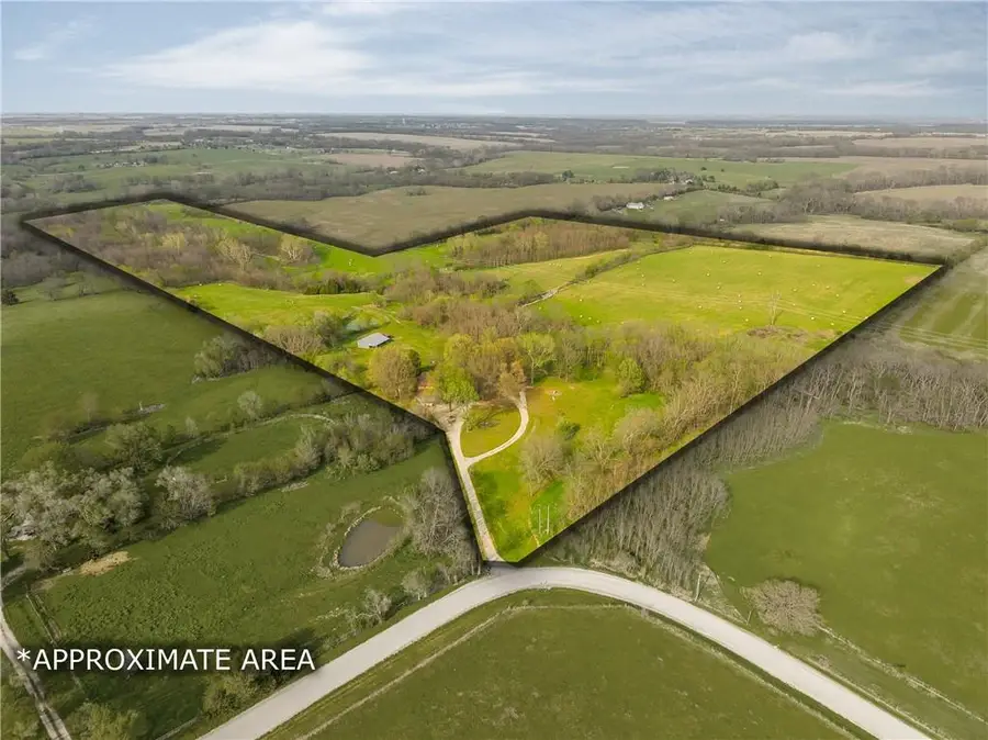 19155 Fry Road, Preston, MO 64444 - #3