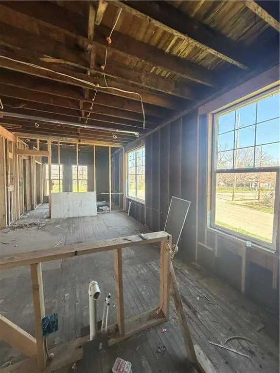 900 Cleveland Avenue, Kansas City, KS 66101 - #2