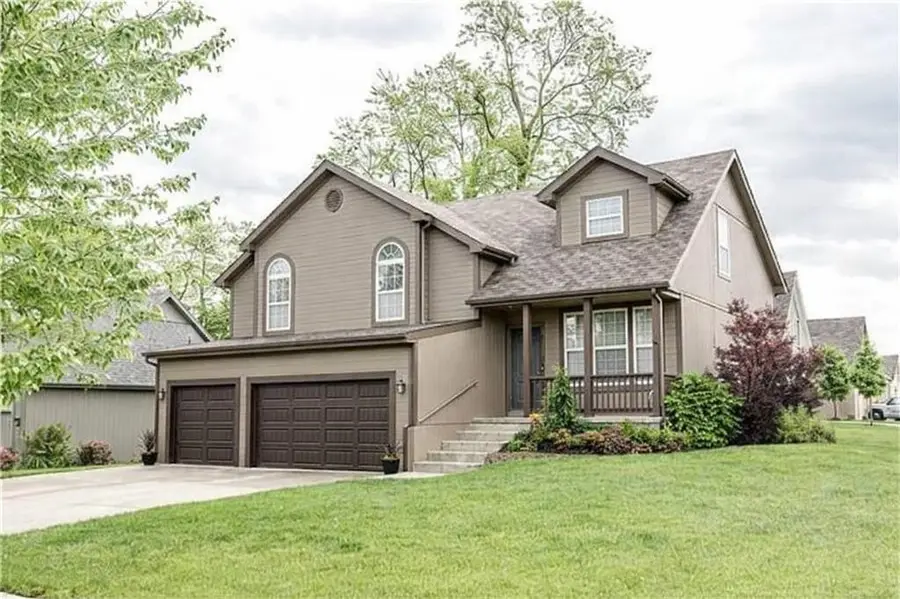 8801 N Kirkwood Avenue, Kansas City, MO 64154 - #3