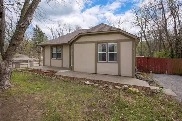 5521 Ash Avenue, Raytown, MO 64133