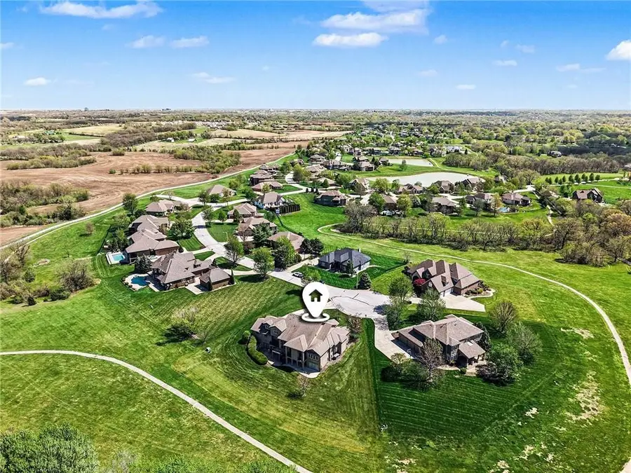 8070 NW Masters Lane, Parkville, MO 64152 - #3