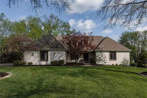 12716 El Monte Street, Leawood, KS 66209
