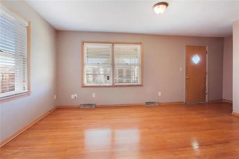 317 Olive Street, Kansas City, MO 64124 - #2