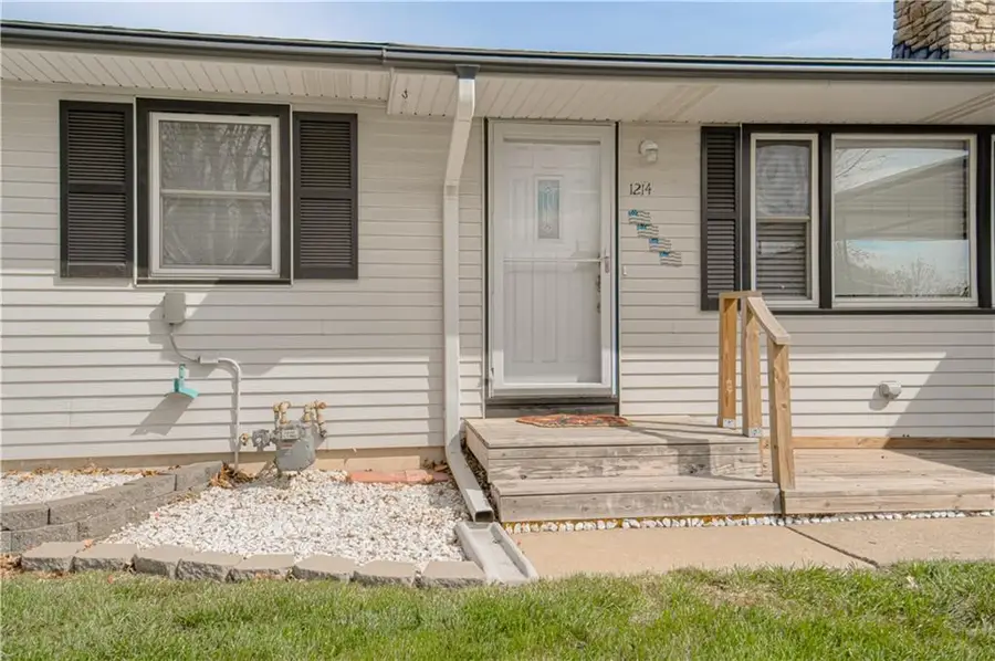 1214 Main Street, Paola, KS 66071 - #2