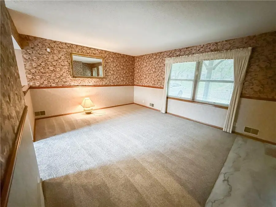 4009 S Delaware Avenue, Independence, MO 64055 - #3