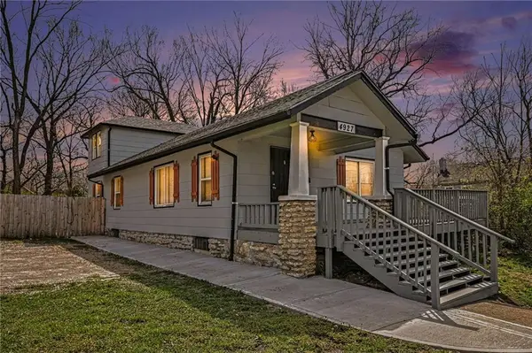 4927 Woodland Avenue, Kansas City, MO 64110